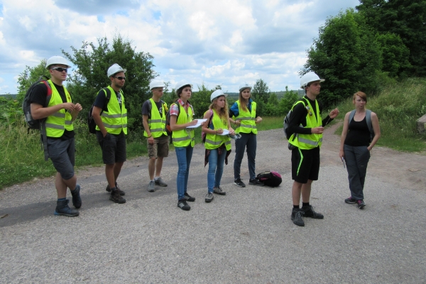 Zdobywanie umiejętności praktycznych na zajęciach z geologii