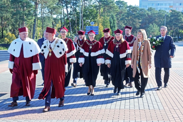 Kliknij, aby powiększyć zdjęcie.