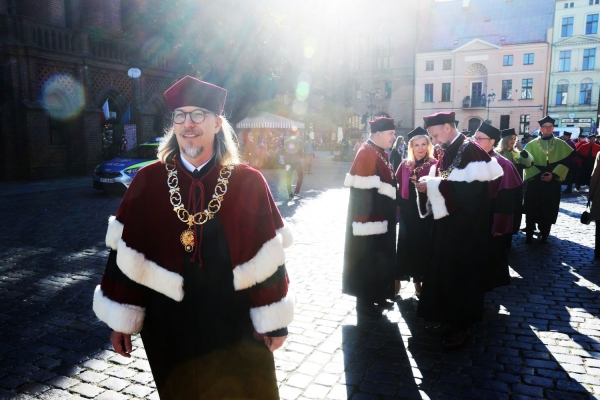 Kliknij, aby powiększyć zdjęcie.