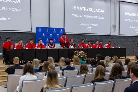 Immatrykulacja studentów I roku 2024/2025. Kliknij, aby powiększyć zdjęcie.