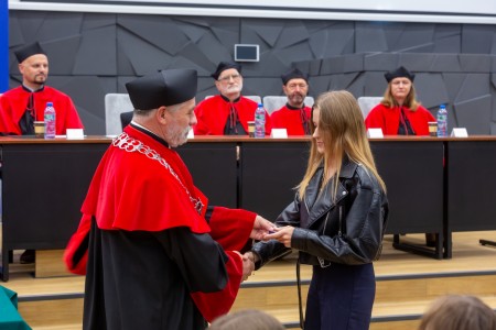 Immatrykulacja studentów I roku 2024/2025. Kliknij, aby powiększyć zdjęcie.