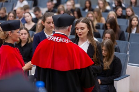 Immatrykulacja studentów I roku 2024/2025. Kliknij, aby powiększyć zdjęcie.