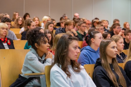 V edycja Warsztatów dla uczniów szkół ponadpodstawowych. Kliknij, aby powiększyć zdjęcie.