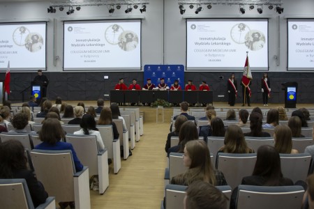 Immatrykulacja studentów Wydziału Lekarskiego . Kliknij, aby powiększyć zdjęcie.