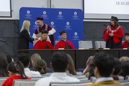 Immatrykulacja studentów Wydziału Lekarskiego . Kliknij, aby powiększyć zdjęcie.