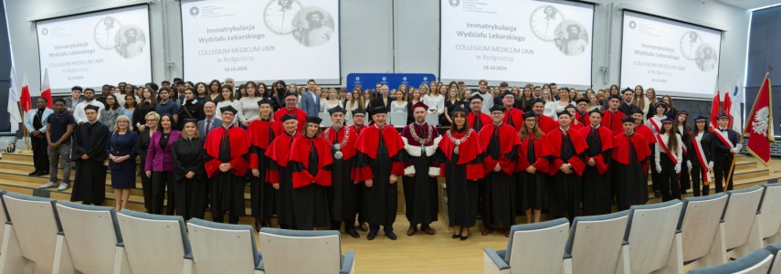 Immatrykulacja studentów Wydziału Lekarskiego . Kliknij, aby powiększyć zdjęcie.