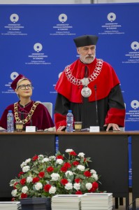 Dyplomatorium absolwentów kierunków analityka medyczna, kosmetologia 26.10.2024 . Kliknij, aby powiększyć zdjęcie.