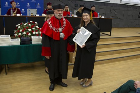 Dyplomatorium absolwentów kierunków analityka medyczna, kosmetologia 26.10.2024 . Kliknij, aby powiększyć zdjęcie.