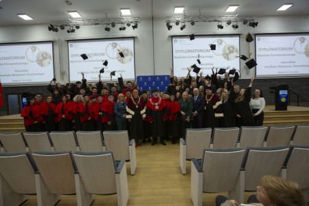 Dyplomatorium absolwentów kierunków analityka medyczna, kosmetologia 26.10.2024 . Kliknij, aby powiększyć zdjęcie.