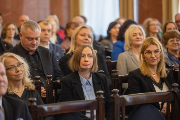 Kliknij, aby powiększyć zdjęcie.