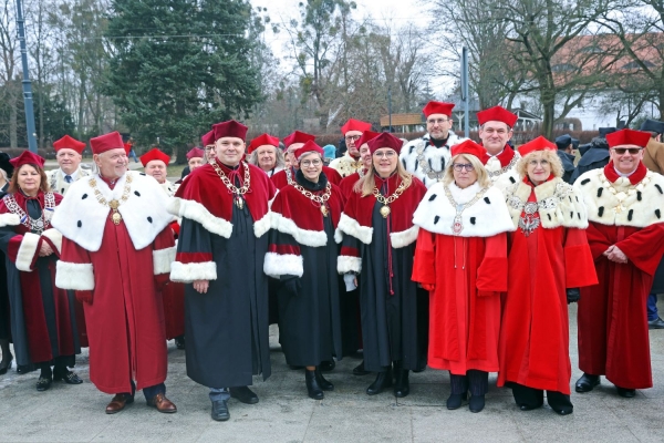 Kliknij, aby powiększyć zdjęcie.