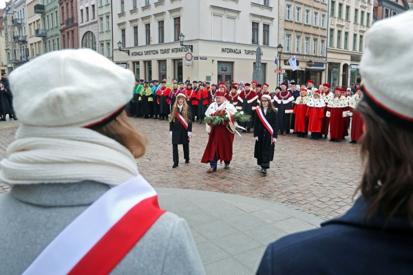 Kliknij, aby powiększyć zdjęcie.