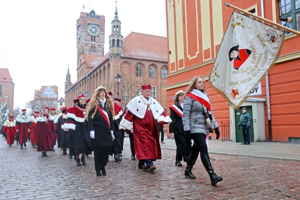 Kliknij, aby powiększyć zdjęcie.