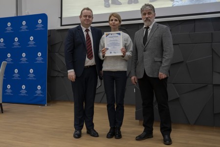 Konferencja 10.02.2025 r. „FARMACJA W AKCJI: JAK WALCZYĆ Z NOWOTWORAMI ?”. Kliknij, aby powiększyć zdjęcie.