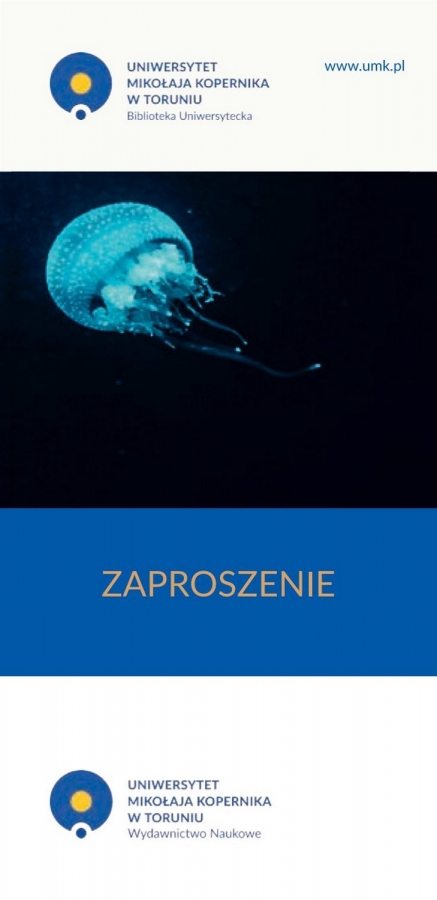 Meduza w błękitnej wodzie