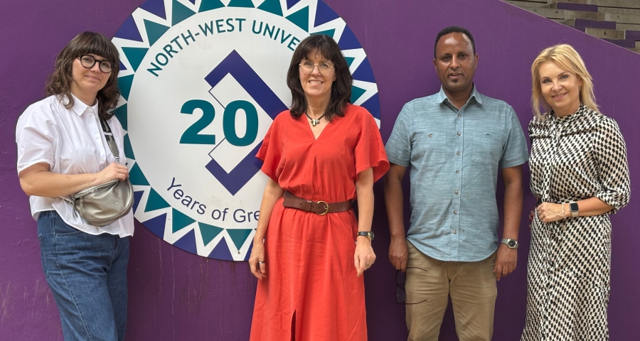 The photo shows four people. From left: MA Milena Miszewska, Prof. Aldona Glińska-Neweś, Prof. Ephrem Redda and Dean Dr. Marlena Ciechan-Kujawa, Prof. NCU.